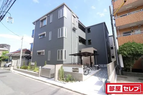 シュヴァルの画像