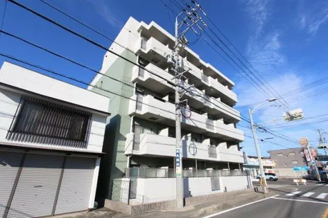 フィオーレ関田の画像
