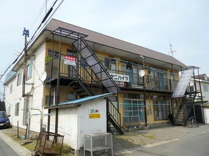 クニハイツ【102号室】の外観