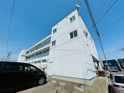 センターインロードビル【301号室】の外観