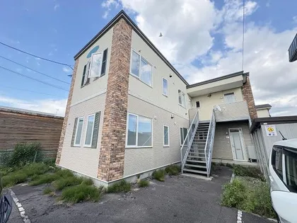 マンションメガロポリス【1階】の外観