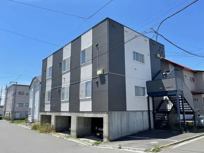 ガーデンヒルズ富岡【1階】の外観