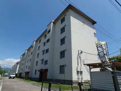 ユートピア川原1号館【1階】の外観