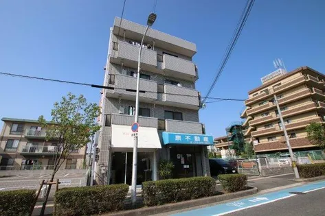 ファミール深井の画像