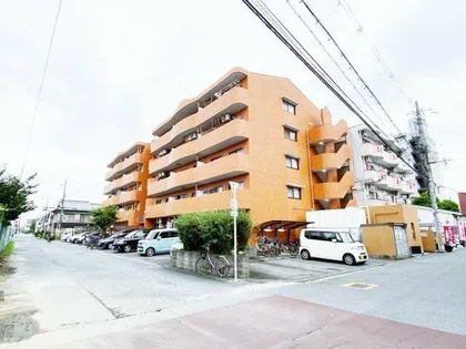 ブルースカイ【2階】の外観