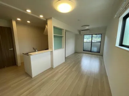 クレール丹波Ⅱ【2階】の居間