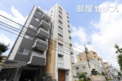 W HOUSEの画像