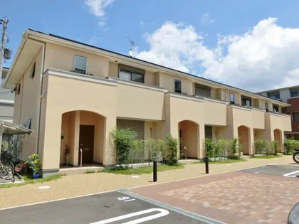 セントロイエル草津ガーデンE棟の画像