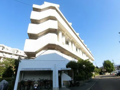 千代田第二住宅5号棟の画像