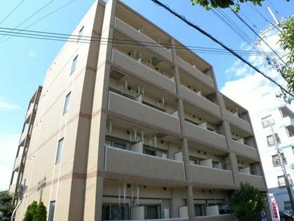 クリーモア・クラ【2階】の外観