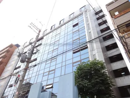 グランヴィ新大阪【4階】の外観