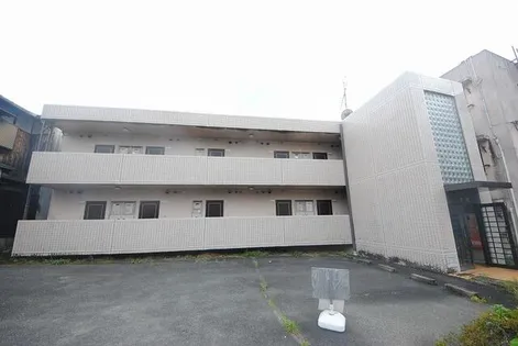 ホワイトリバー千栄【2階】の外観