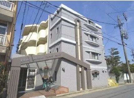 ライオンズマンションレディース汐路【4階】の外観