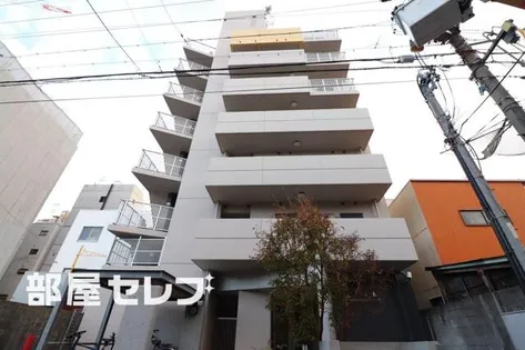 REVER K&M【4階】の外観