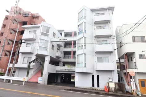 フルーヴェ1番館の画像