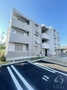 トリシア クレールの画像