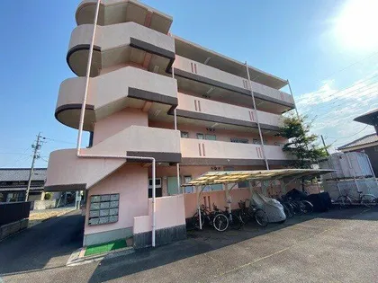 リアナ中須町アパートメントの画像