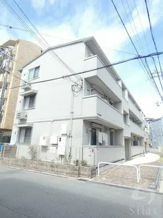 カトルヴァン【2階】の外観