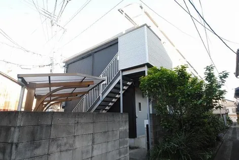 シティハイツ近衛【1階】の外観