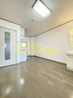 サンシャインコート東合川【1階】の居間