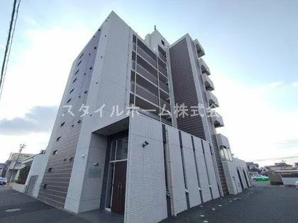 モードワン鴨田の画像