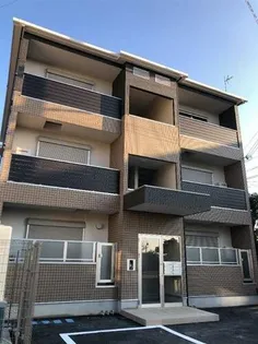 エレアージュ宝殿駅前IIIの画像