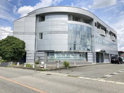 ウェルネットさんだビルの画像