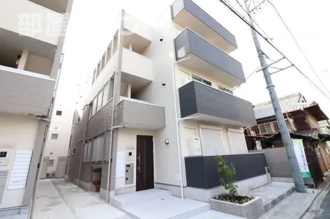 ジュネス中杉町【302号室】の外観