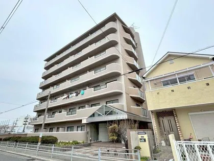 ヴィラシャトー【3階】の外観