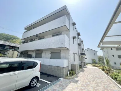 La Maison Blanche【1階】の外観