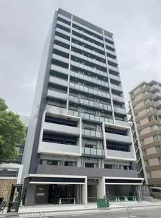 コンフォリア・リヴ南森町Q【13階】の外観