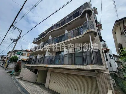 大阪府豊中市城山町1丁目【マンション】の外観