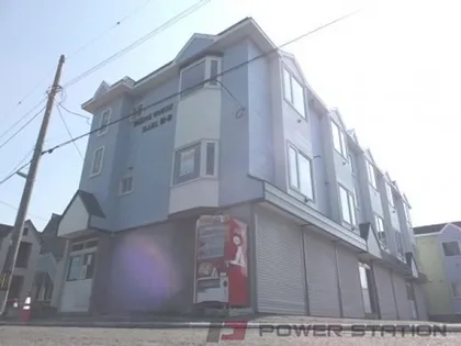 ホワイトコートカヤⅢB【1階】の外観