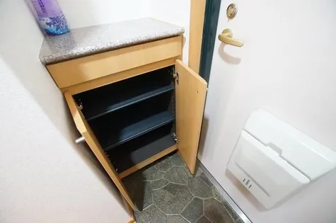 ADESSO【2階】の内装