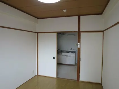 エミネンス園【301号室】の内装