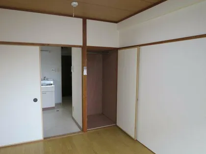 エミネンス園【301号室】の内装