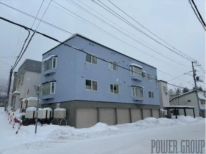 港丘ハウス【2階】の外観