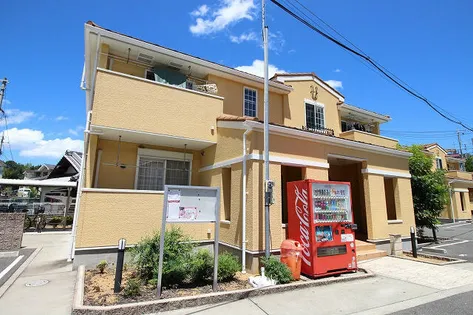 ソルシェール熊取Ⅰ・Ⅱ・Ⅲ【2階】の外観