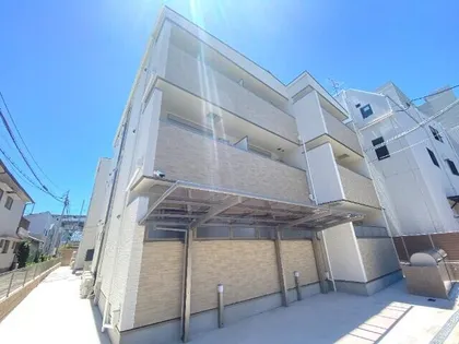 ピレーネ加島の画像