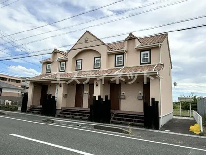 ジュネスコートの画像