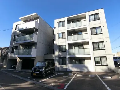 センチュリー北斗【4階】の外観