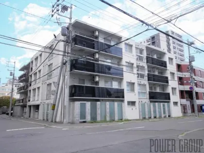 フォレストヒルズB【2階】の外観