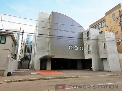 宮の森ウルビス【3階】の外観