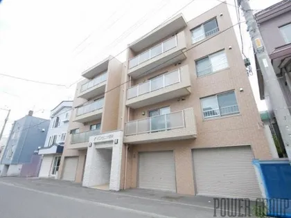 アバンセ二十四軒【2階】の外観