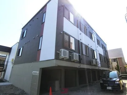 ヴィアーレ若葉【1階】の外観