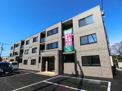 LOUVRE元江別の画像