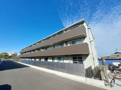 イオメール折尾の画像