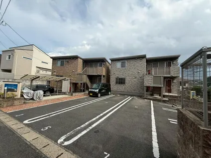 クレストヴィラ 壱番館の画像