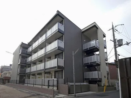レオパレス西ノ京円町【4階】の外観