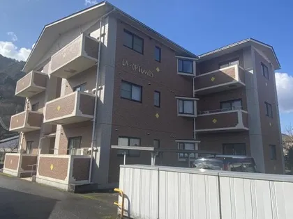 ラ オプティムスの画像